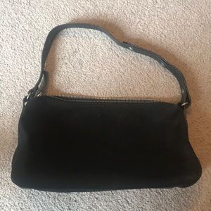 Black shoulder bag